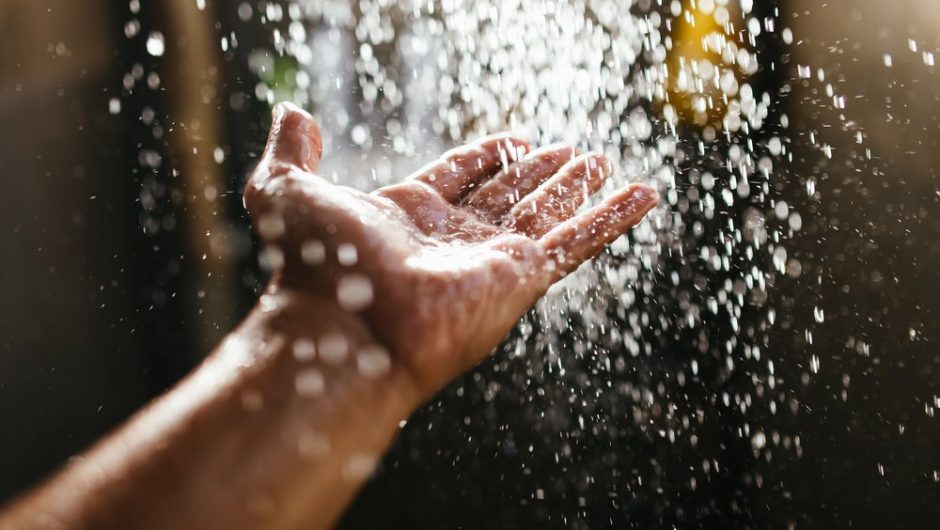 HAND WATER